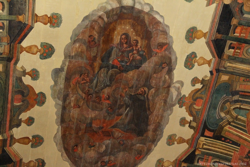 Pintura do forro - Nossa Senhora entrega o Rosário a São Domingos de Gusmão