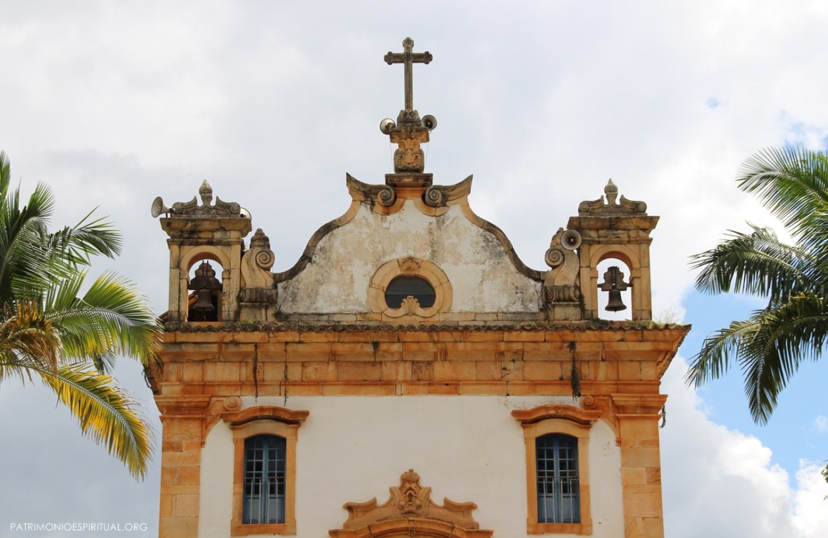 matriz santo antonio mateus leme